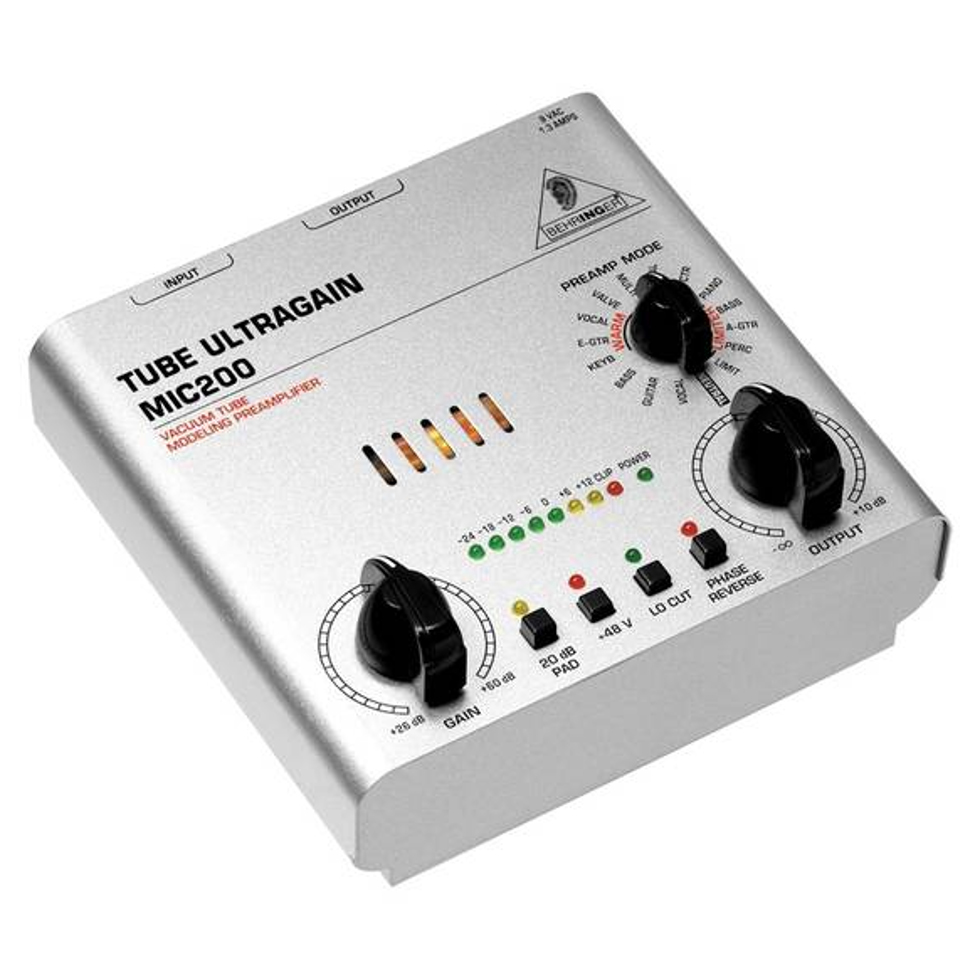 MIC200 микрофонный предусилитель Behringer