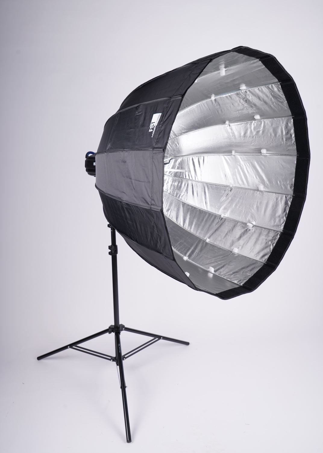SB-235UD 90 параболический быстрораскладной софтбокс FST
