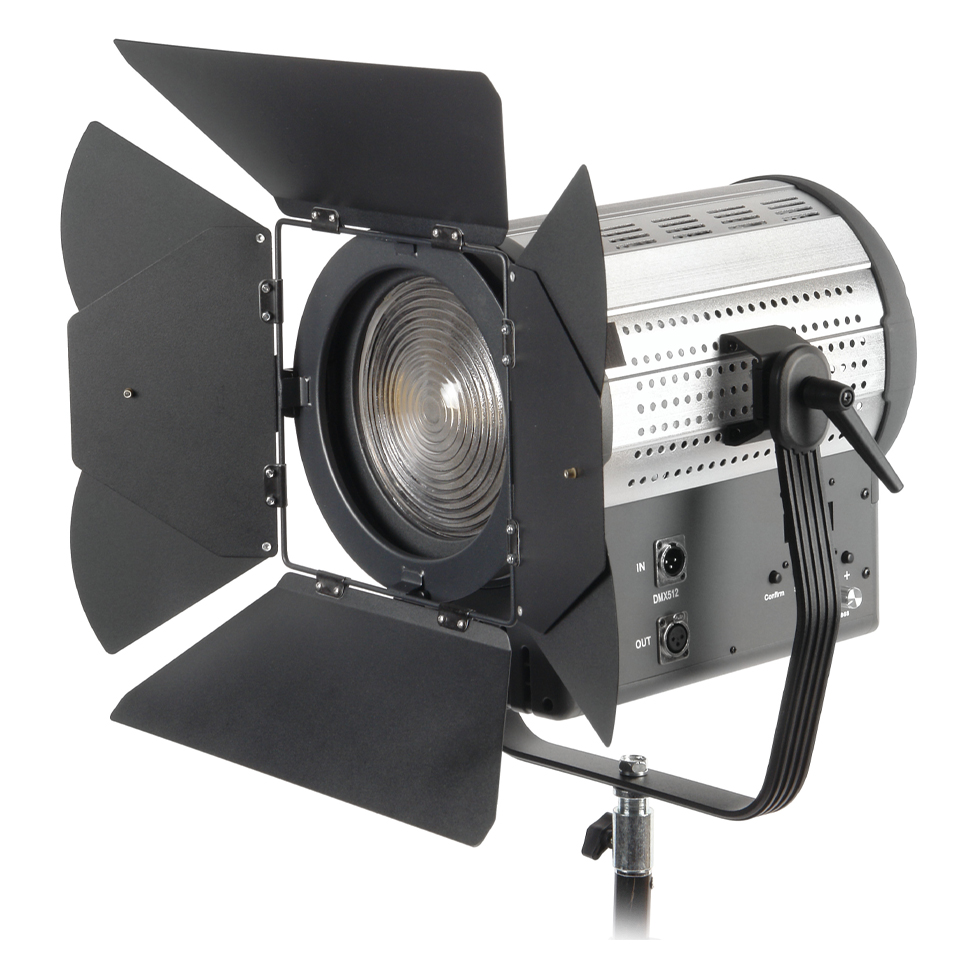 Fresnel 500 LED X3 DMX осветитель студийный GreenBean