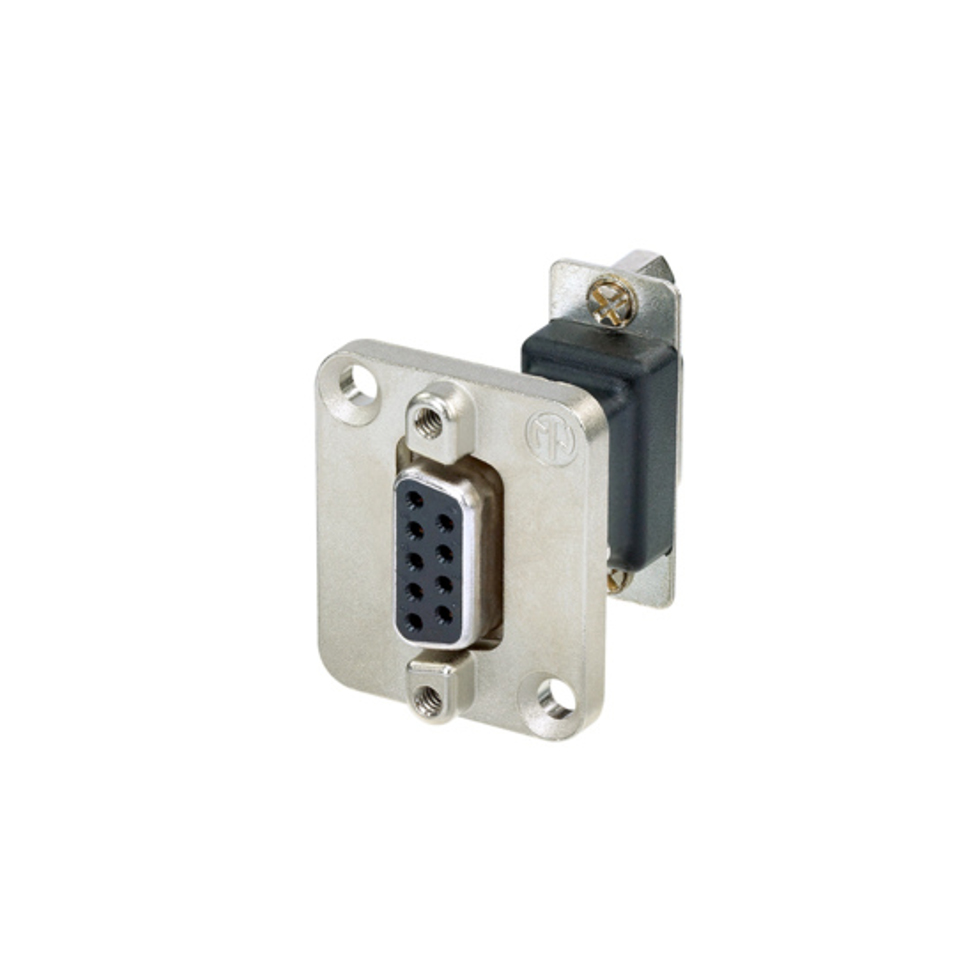 NADB9FF адаптер проходной Neutrik