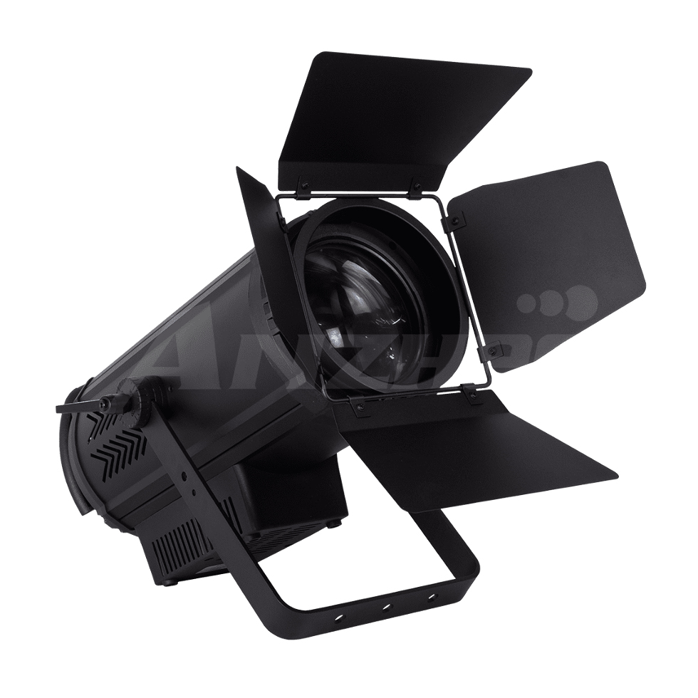 Fresnel 200 ZOOM F (RGBW) театральный прожектор с линзой Френеля PROCBET