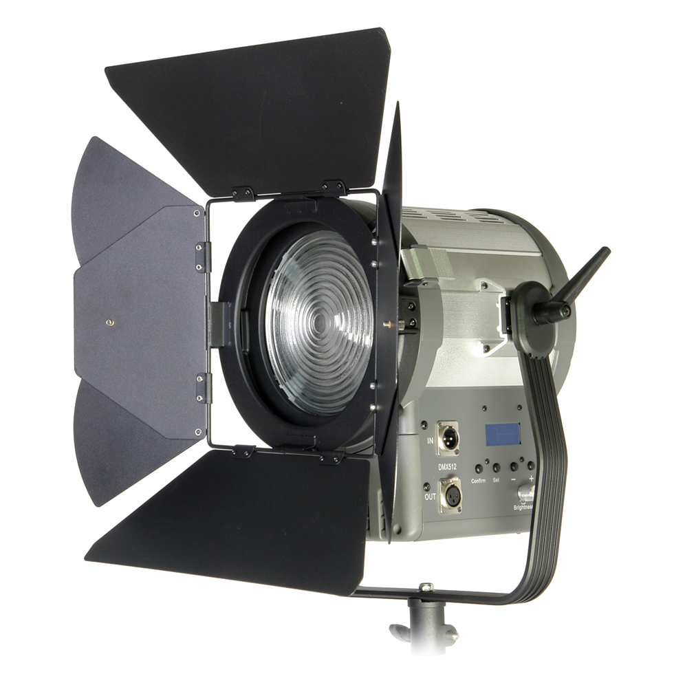 Fresnel 200 LED X3 DMX осветитель студийный GreenBean