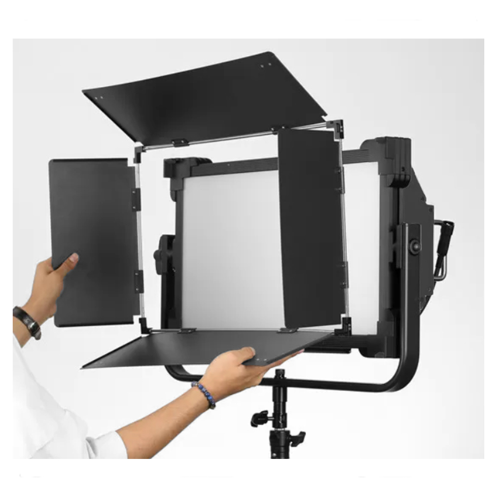 GL-300 RGB DMX светильник светодиодный Logocam